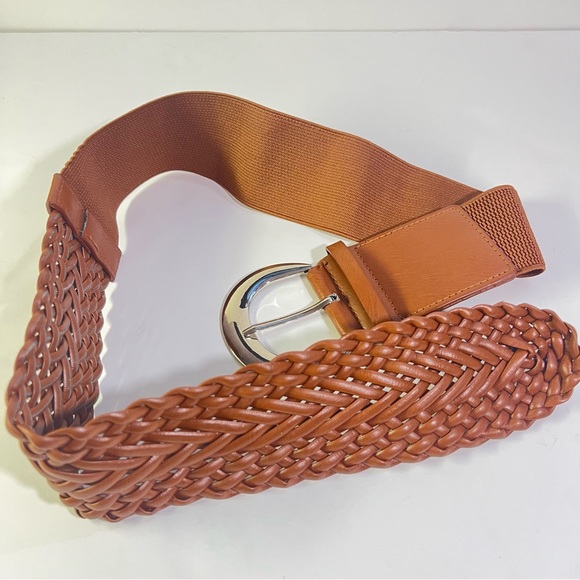 Stretch Belt and braided on one side, with silver buckle - Picture 3 of 6